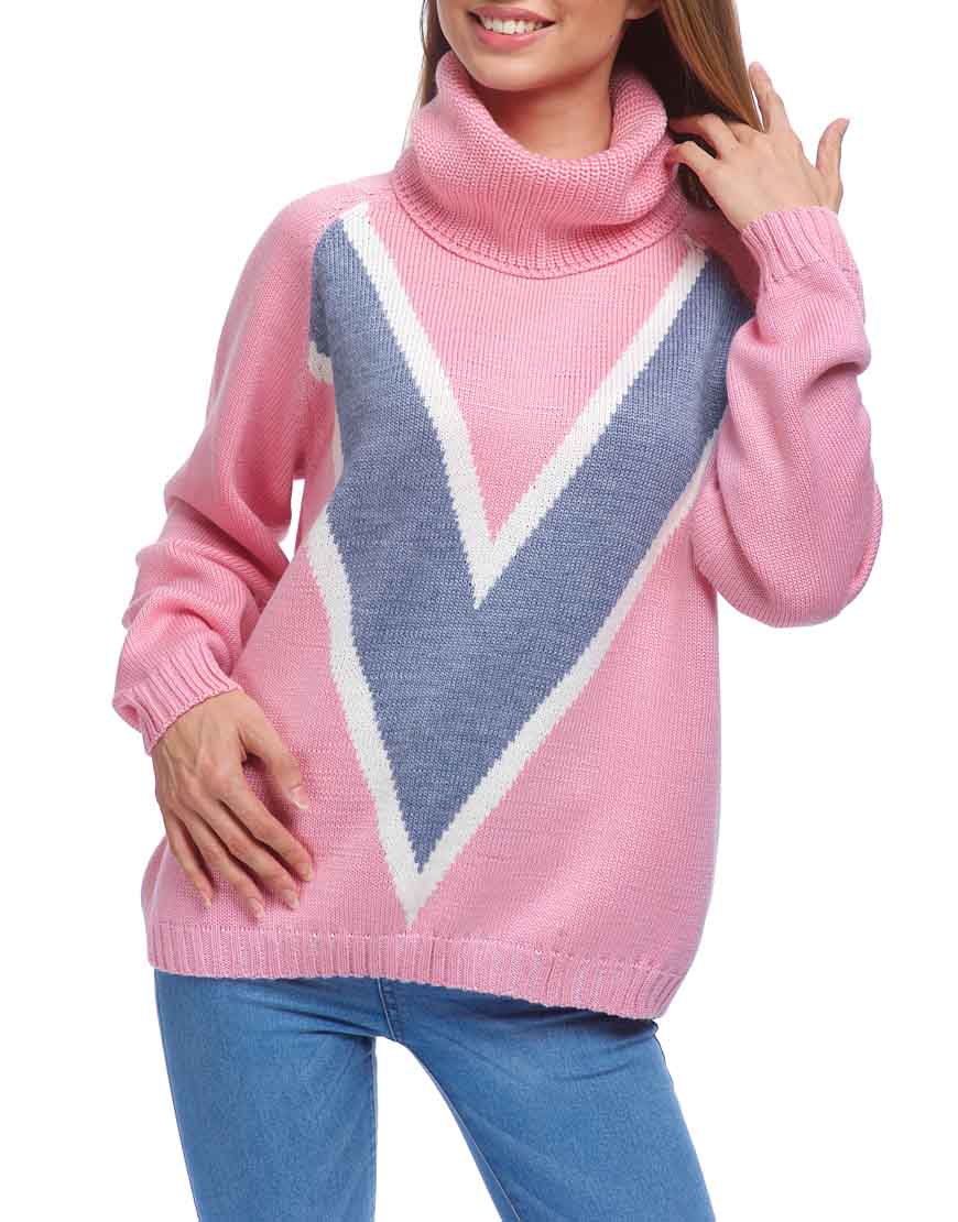 

Свободный свитер из мягкой шерсти