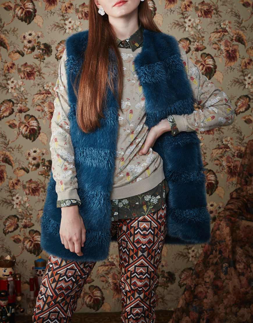 

Жилетка из искусственного меха Dark Blue