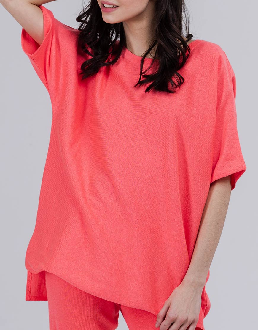 

Футболка oversize c разрезами
