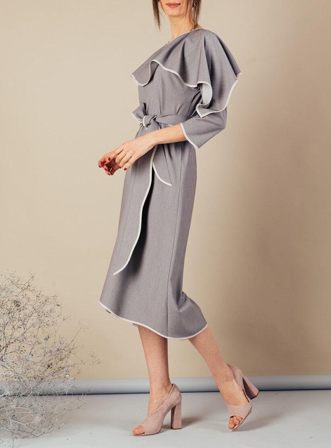 Платье миди с воланом на плечах MMT_092a_dress_gray_gray, фото 1 - в интернет магазине KAPSULA