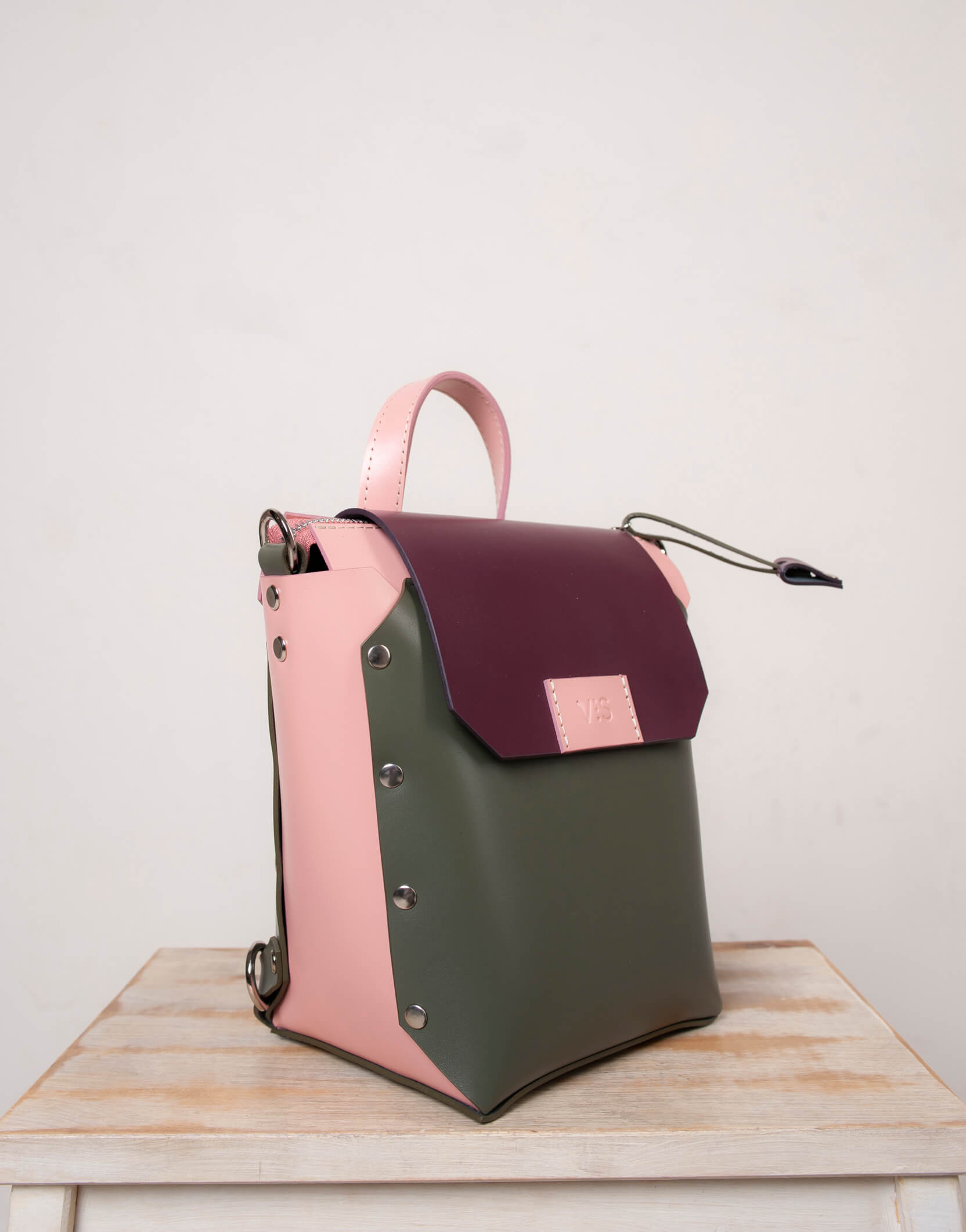 Рюкзак зі шкіри Adara VIS_Adara:backpack-002, фото 1 Рюкзак зі шкіри Adara VIS_Adara:backpack-002, фото 1 - в интернет магазине KAPSULA