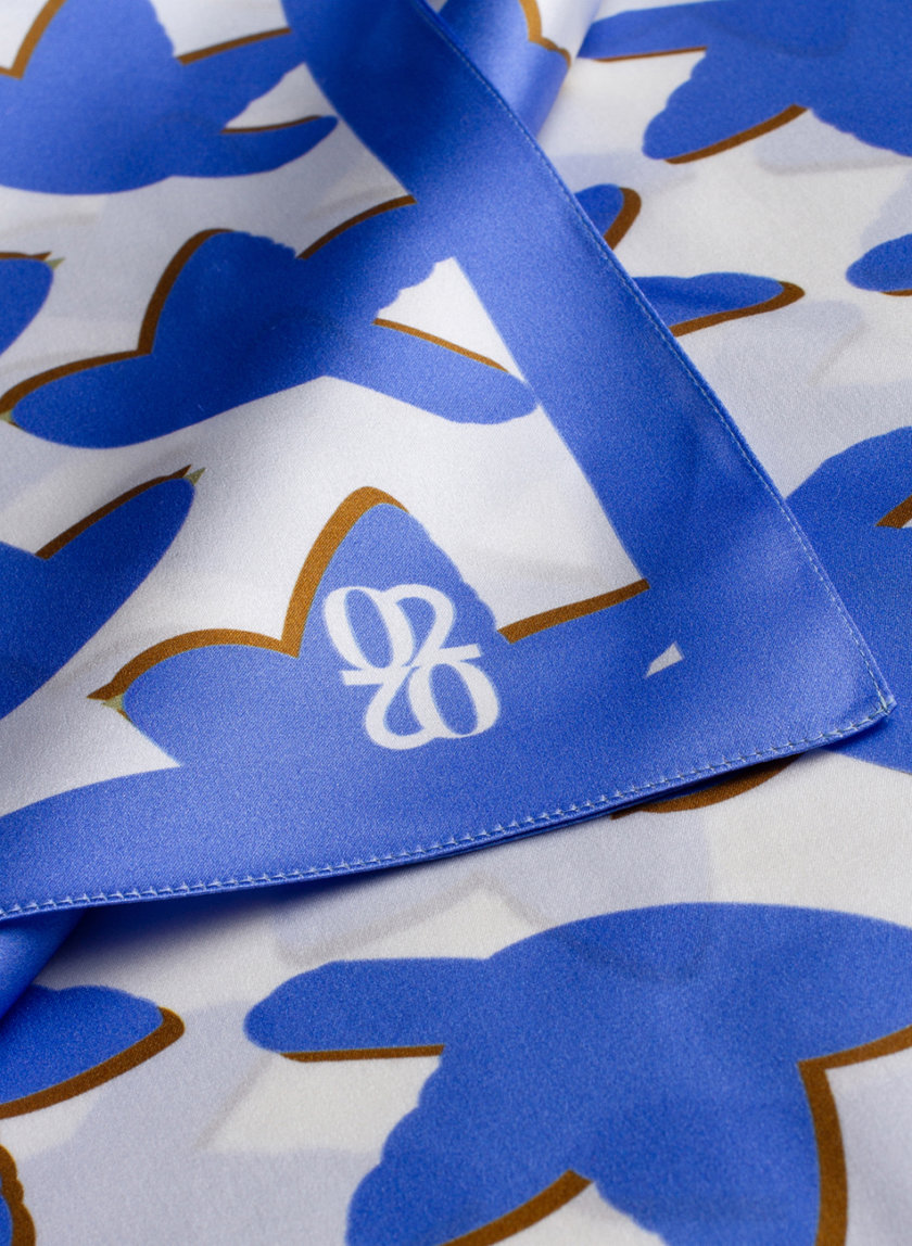 Шелковый платок с эксклюзивным принтом 100х100 см 0202_30038-2, фото 1 - в интернет магазине KAPSULA