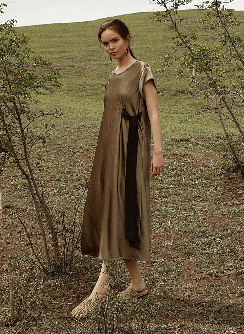 Платье миди с контрастным декором WNDR_ss21_sol_04, фото 1 - в интернет магазине KAPSULA