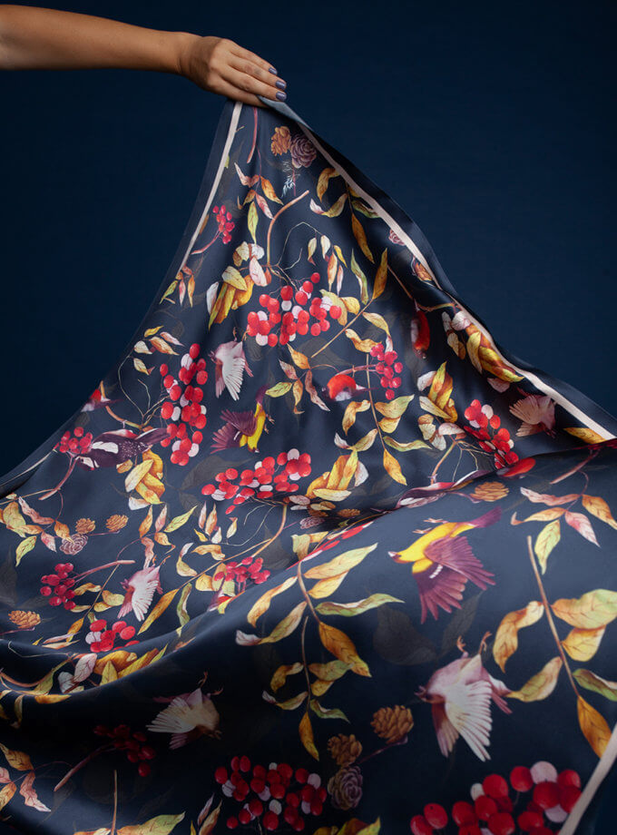 Шелковый платок Вечер в саду 100х100 KL_B_2005, фото 1 - в интернет магазине KAPSULA