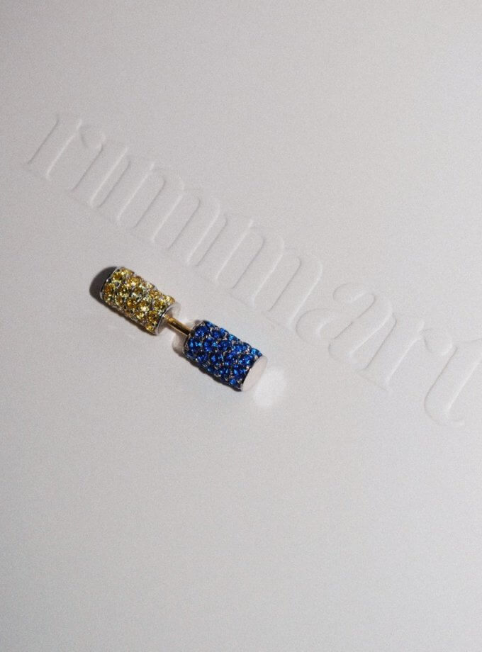 Половина моно-сережки Balance біла з синім камінням RAJ_ERA-046b, фото 1 - в интернет магазине KAPSULA