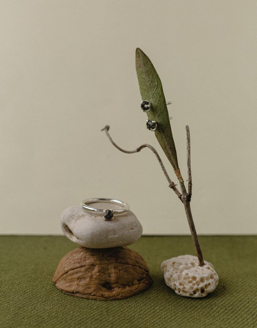 Каблучка з камінням в лапках SG_к-9065, фото 1 - в интернет магазине KAPSULA