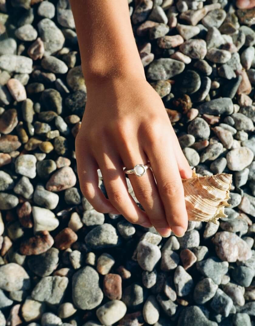 Каблучка Біла перлина NGD_acc-ring-white-pearl, фото 1 - в интернет магазине KAPSULA