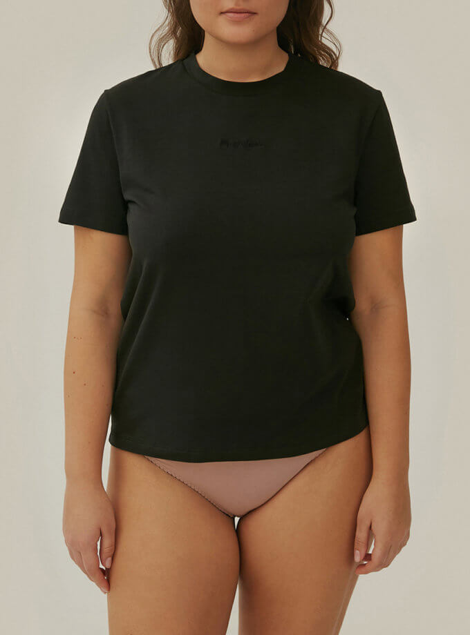 Чорна футболка з вишивкою URSO_CL-legg-b-1, фото 1 - в интернет магазине KAPSULA