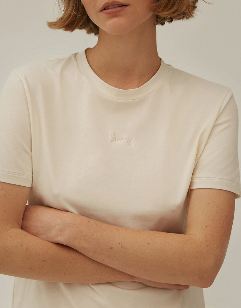 Тепло-біла футболка з вишивкою URSO_ORG-tshirt-iv, фото 1 - в интернет магазине KAPSULA