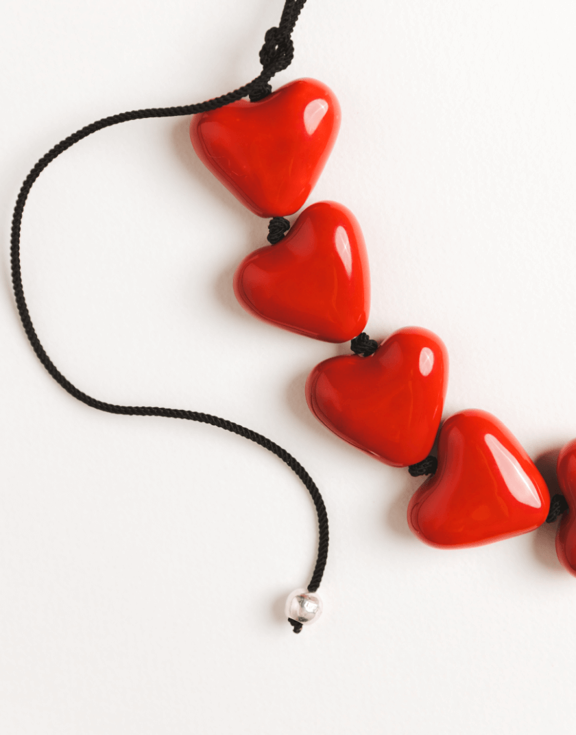 Кольє AURA з червоними порцеляновими серцями TRNA_n-a-001, фото 1 - в интернет магазине KAPSULA