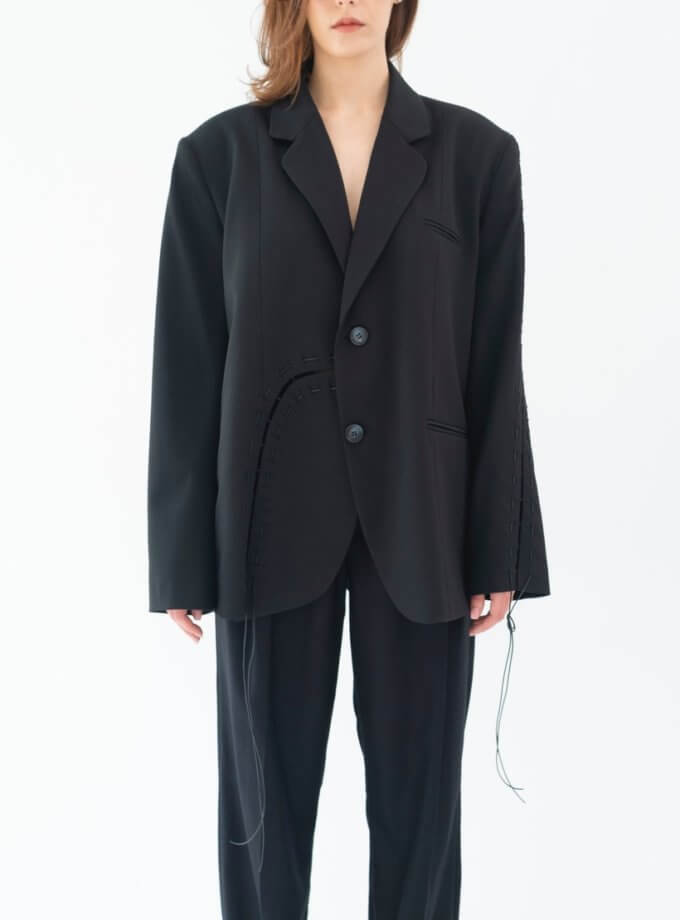Однобортний чорний піджак Resilient Blazer із чорною шнурівкою 131402 Black, фото 1 - в интернет магазине KAPSULA