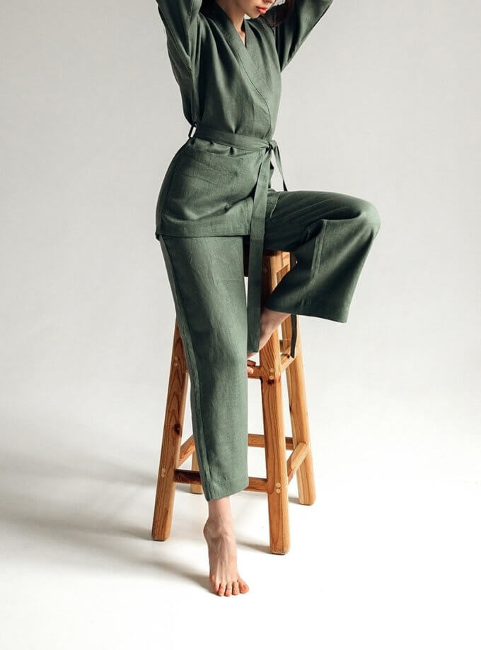 Костюм-кімоно зі штанами вільного фасону з льону жіночій в темно-зеленому кольорі GNZD_2WLKS-009, фото 1 - в интернет магазине KAPSULA