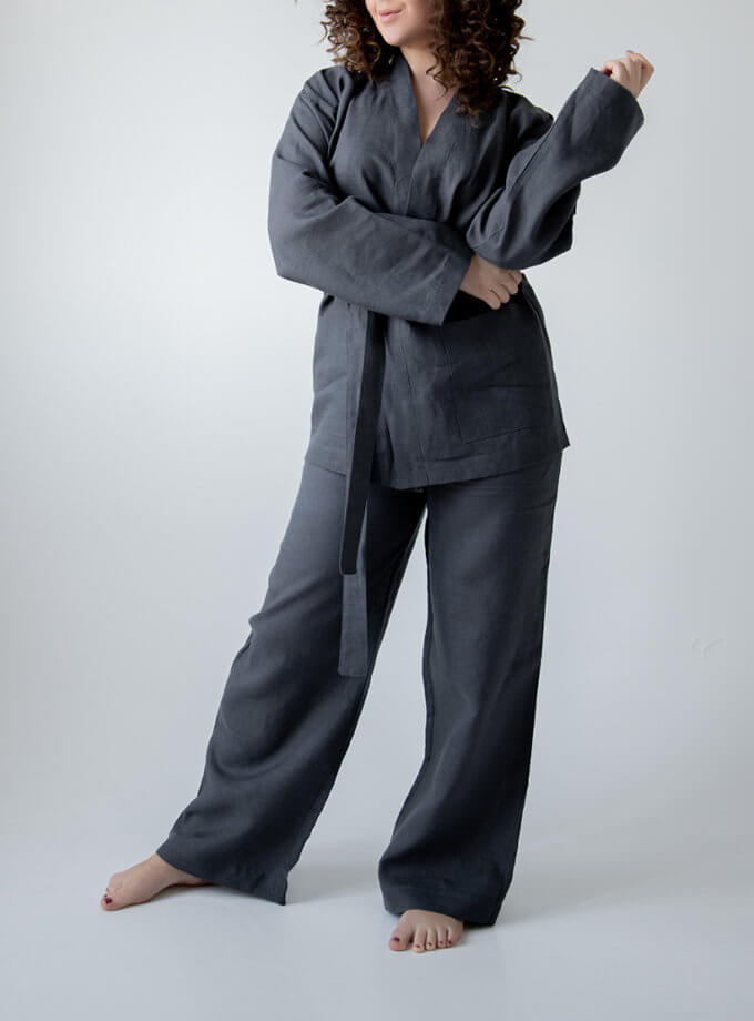 Костюм-кімоно зі штанами вільного фасону з льону жіночій в кольорі графіт GNZD_2WLKS-005, фото 1 - в интернет магазине KAPSULA