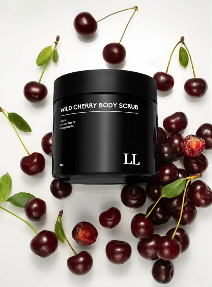 Парфумований скраб для тіла Wild Cherry Body Scrub LL_WCBS300B, фото 1 - в интернет магазине KAPSULA