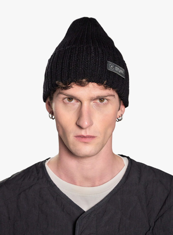 Шапка Patch merino beanie ACT_AW2516os, фото 1 - в интернет магазине KAPSULA
