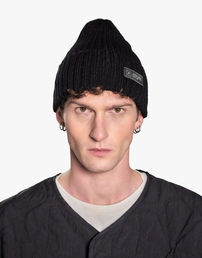 Шапка Patch merino beanie ACT_AW2516os, фото 1 - в интернет магазине KAPSULA