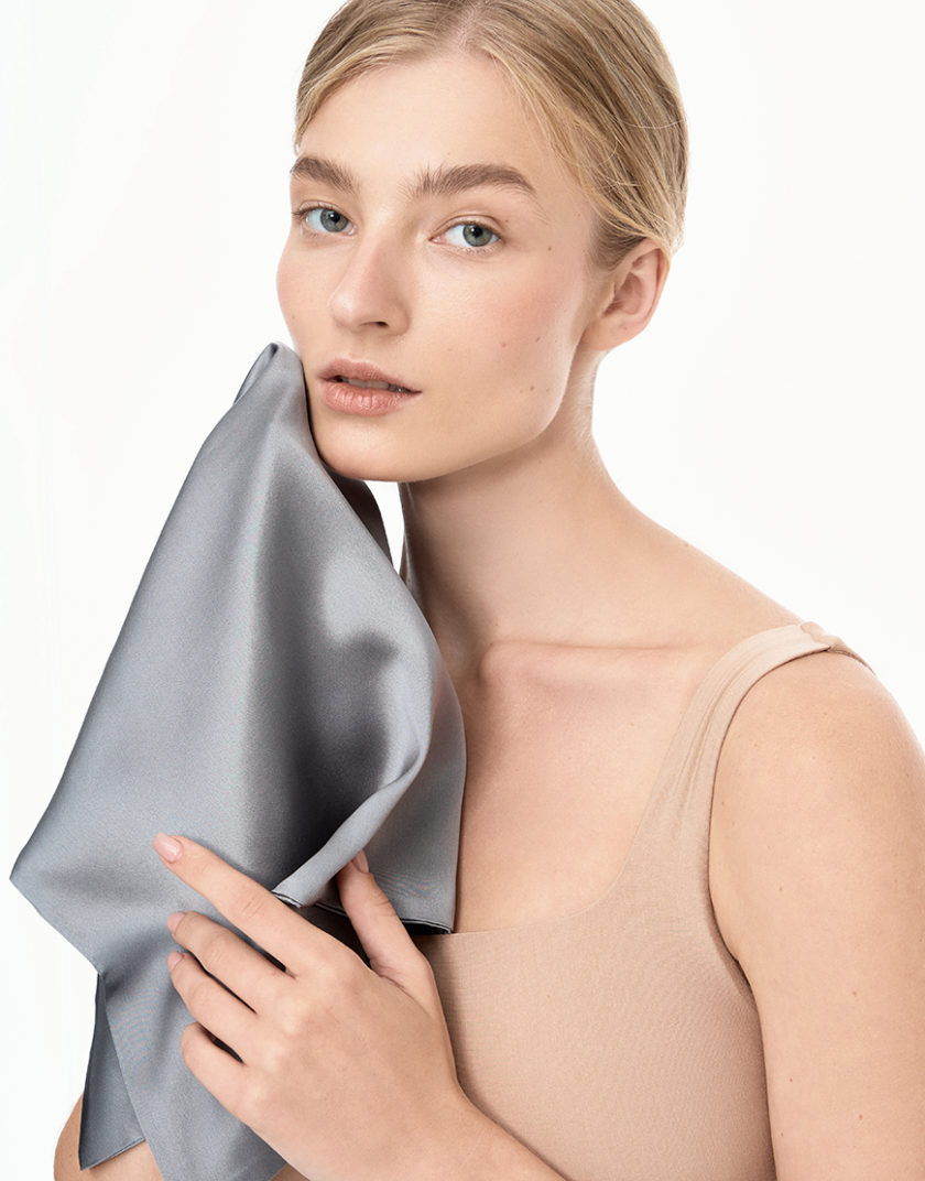 Шовковий рушник для обличчя сірий MLD_silk_towel_5, фото 1 - в интернет магазине KAPSULA