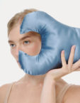 Анти-ейдж подушка KEY проти зморшків навколо очей блакитна MLD_pillow_1, фото 1 - в интернет магазине KAPSULA