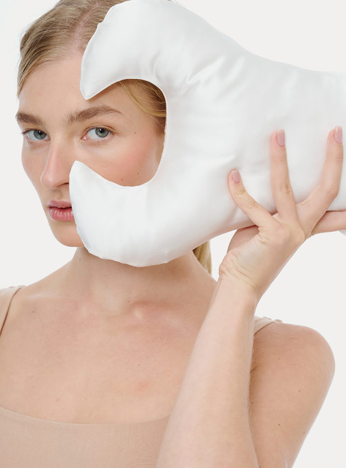 Анти-ейдж подушка KEY проти зморшків навколо очей біла MLD_pillow_3, фото 1 - в интернет магазине KAPSULA