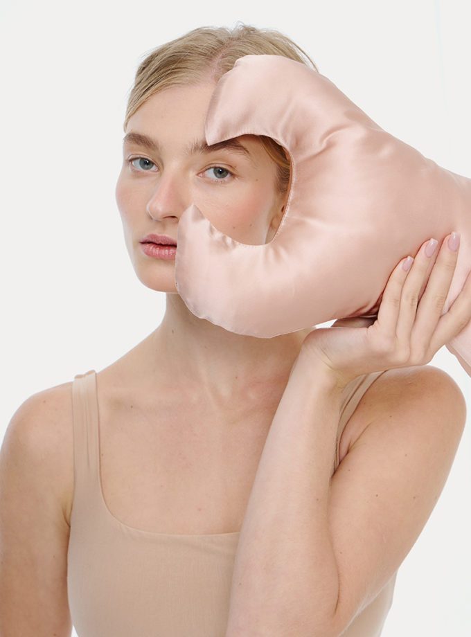 Анти-ейдж подушка Key проти зморшків навколо очей рожева MLD_pillow_4, фото 1 - в интернет магазине KAPSULA