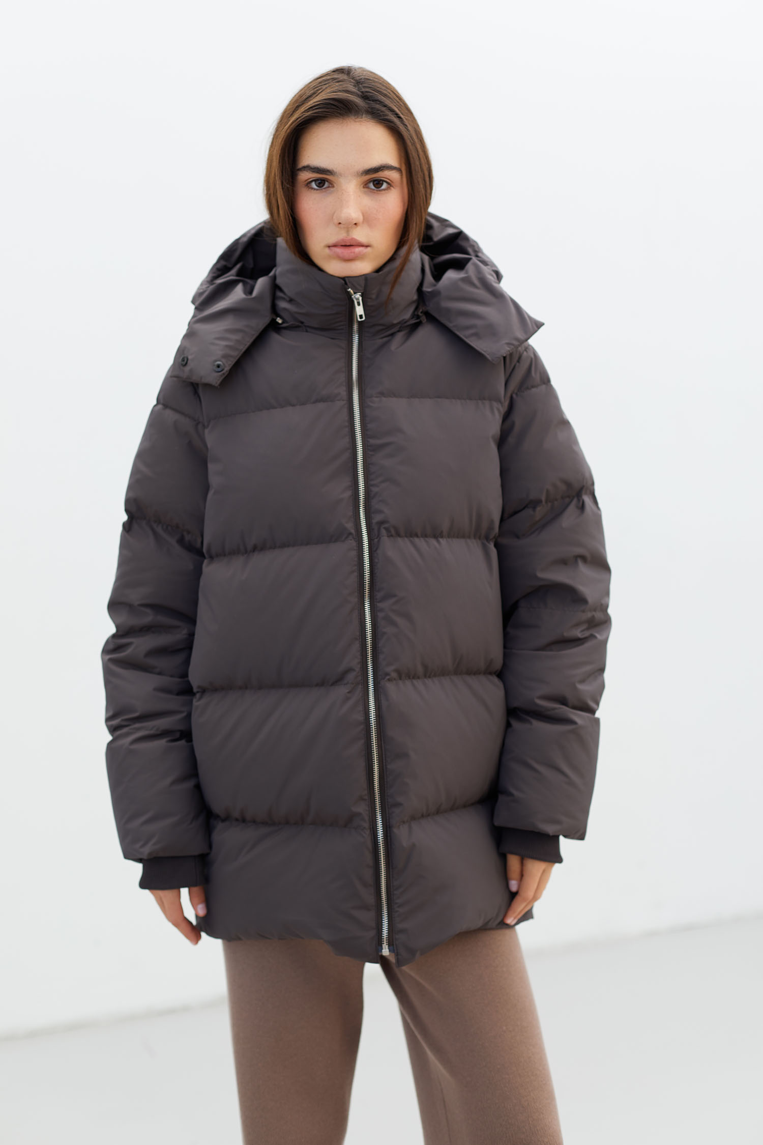 Куртка вільного крою з натуральним пухом капучино TLA_00002592, фото 1 Куртка вільного крою з натуральним пухом капучино TLA_00002592, фото 1 - в интернет магазине KAPSULA