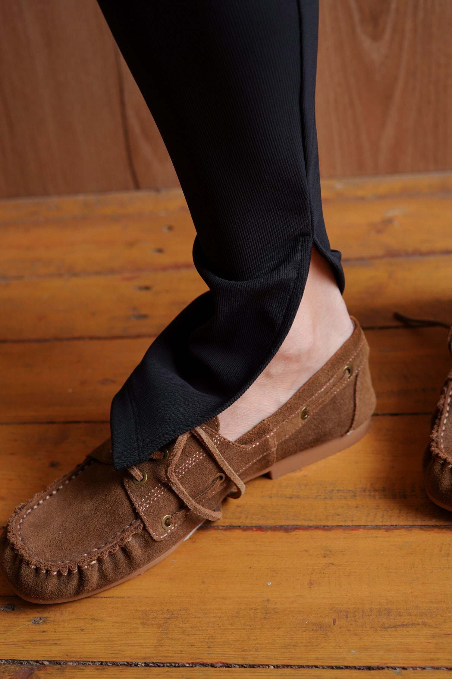 Легінси з розрізами в рубчик чорні TLA_00002952, фото 1 Легінси з розрізами в рубчик чорні TLA_00002952, фото 1 - в интернет магазине KAPSULA