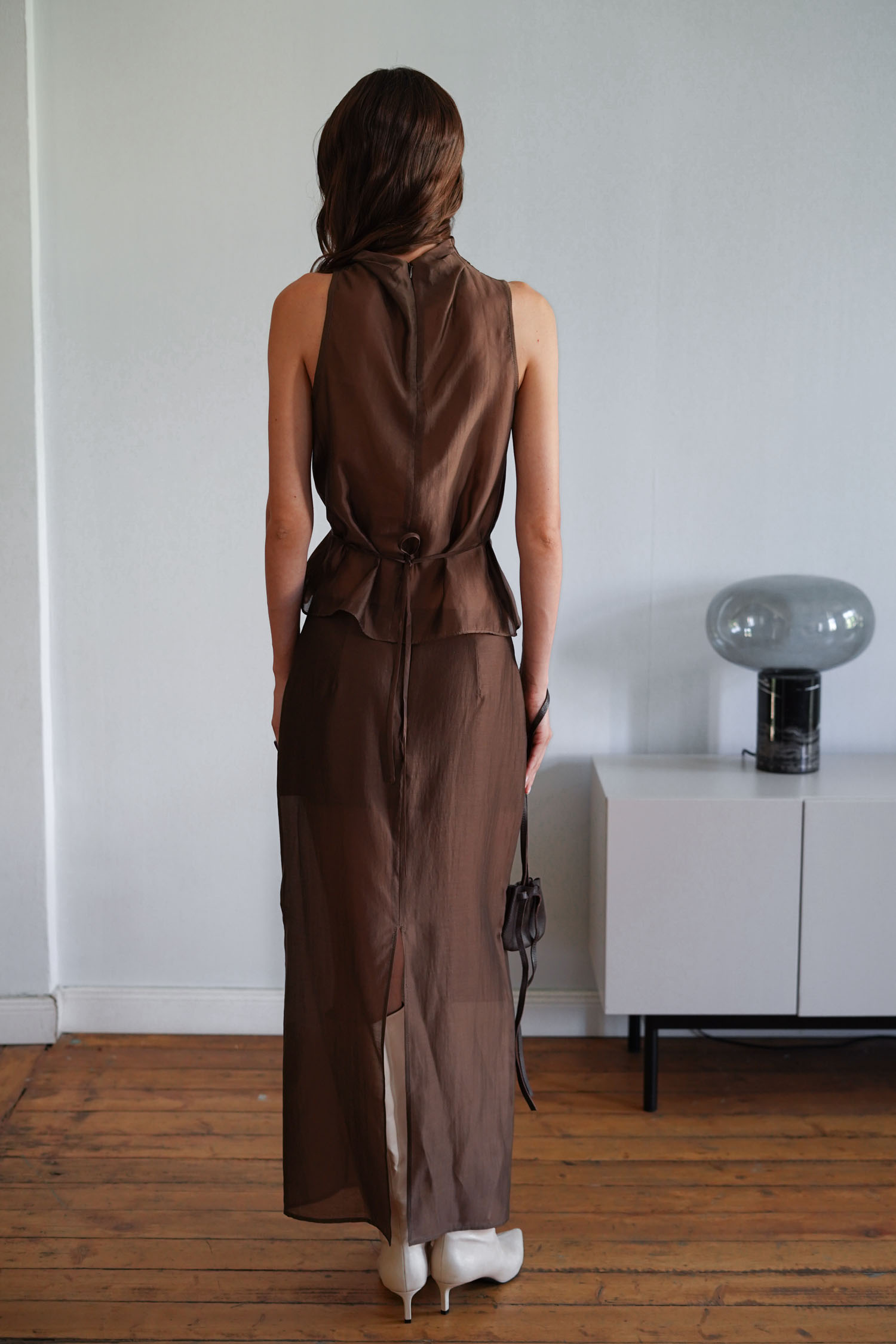 Спідниця максі напівпрозора з тенселу шоколадна TLA_00003315, фото 1 Спідниця максі напівпрозора з тенселу шоколадна TLA_00003315, фото 1 - в интернет магазине KAPSULA