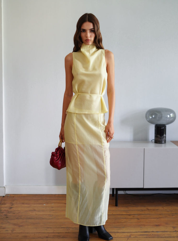 Топ із тенселу з тонким поясом лимонний TLA_00003316, фото 1 Топ із тенселу з тонким поясом лимонний TLA_00003316, фото 1 - в интернет магазине KAPSULA