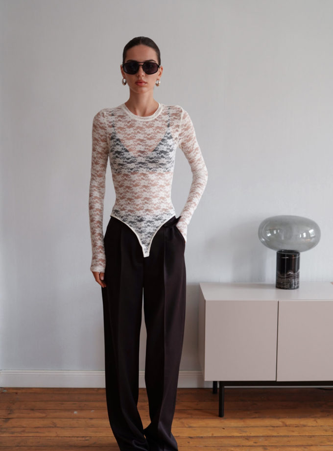 Боді з гіпюру молочне TLA_00003341, фото 1 Боді з гіпюру молочне TLA_00003341, фото 1 - в интернет магазине KAPSULA