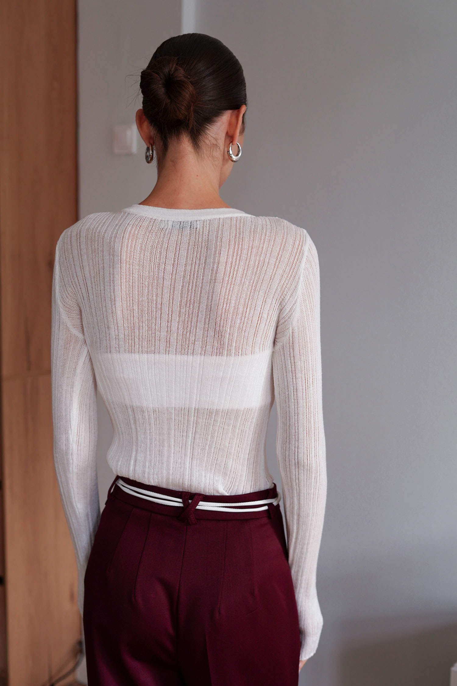 Джемпер напівпрозорий фактурний молочний TLA_00003342, фото 1 Джемпер напівпрозорий фактурний молочний TLA_00003342, фото 1 - в интернет магазине KAPSULA