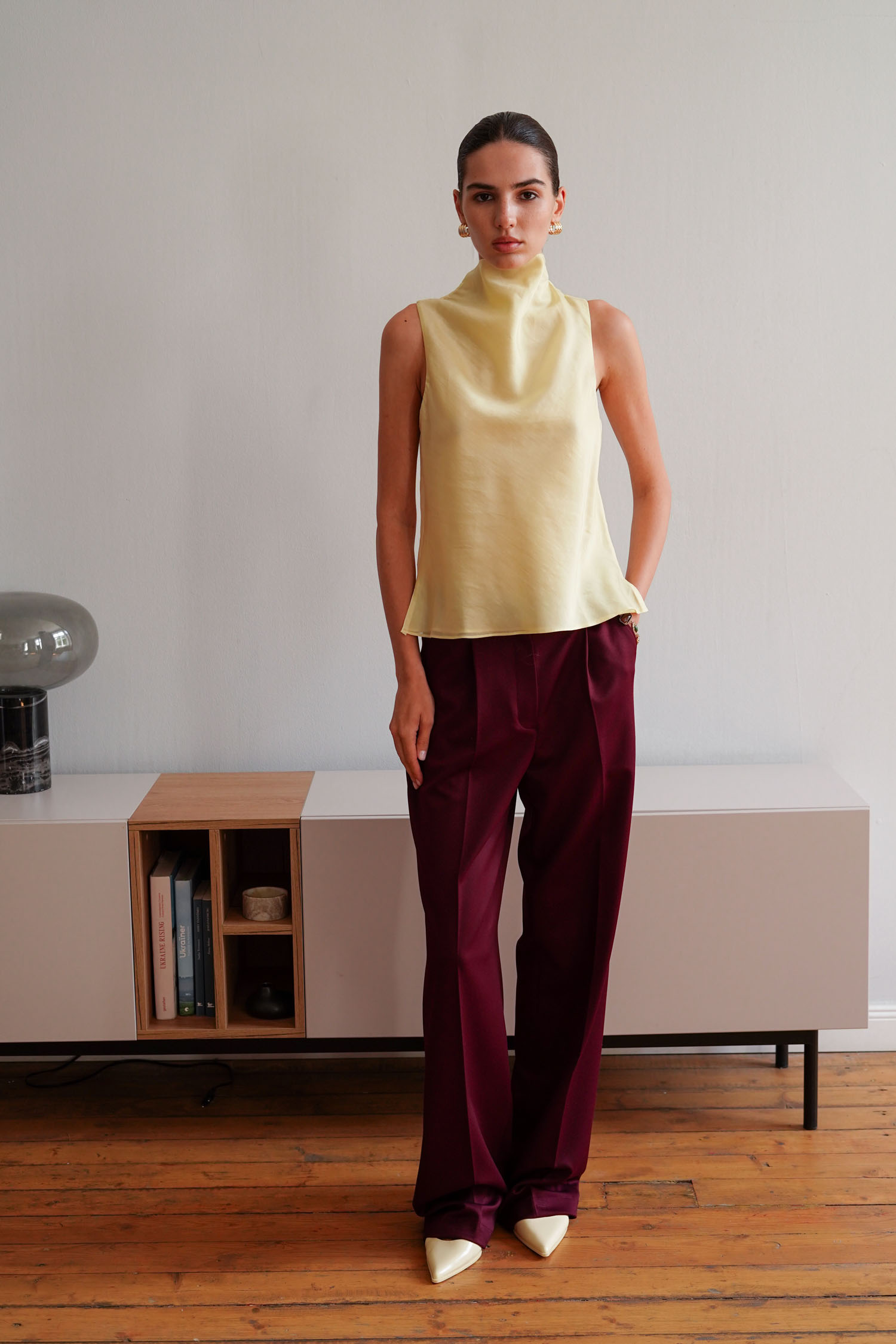 Брюки палаццо з декоративним клапаном бордові Modena TLA_00003355, фото 1 Брюки палаццо з декоративним клапаном бордові Modena TLA_00003355, фото 1 - в интернет магазине KAPSULA