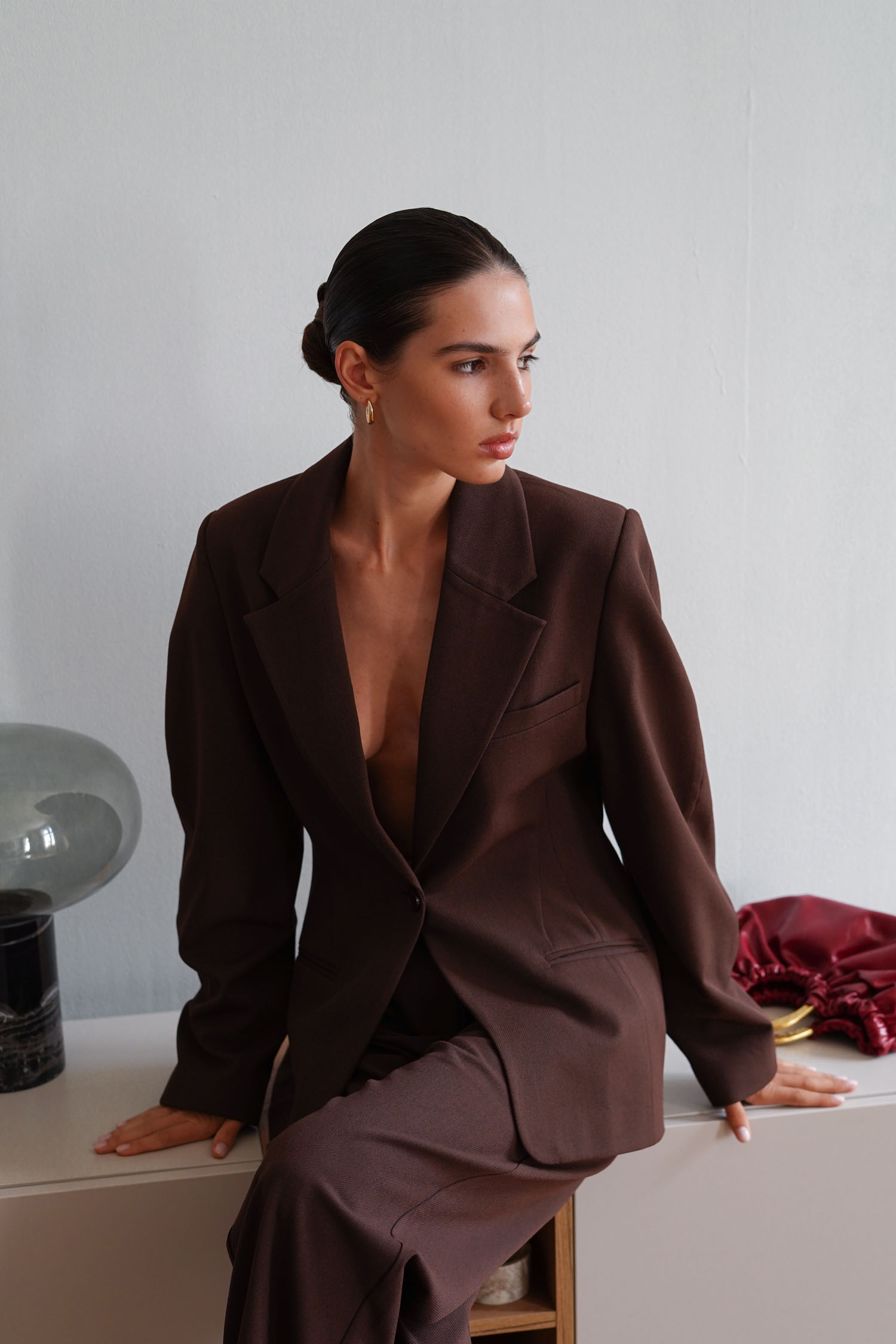 Жакет із об'ємними рукавами шоколадний TLA_00003371, фото 1 Жакет із об'ємними рукавами шоколадний TLA_00003371, фото 1 - в интернет магазине KAPSULA