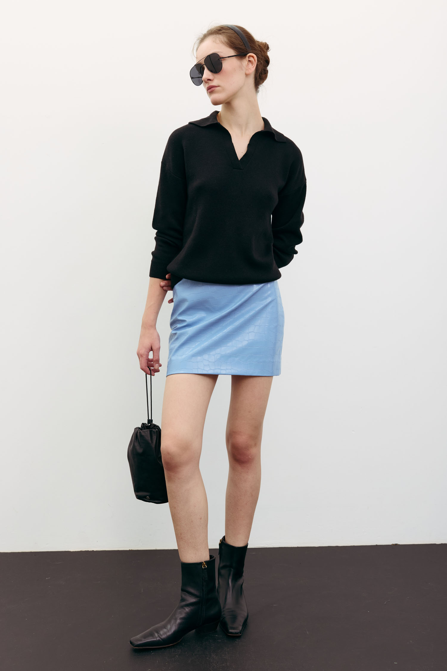 Спідниця міні з фактурної еко-шкіри блакитна TLA_00003377, фото 1 Спідниця міні з фактурної еко-шкіри блакитна TLA_00003377, фото 1 - в интернет магазине KAPSULA