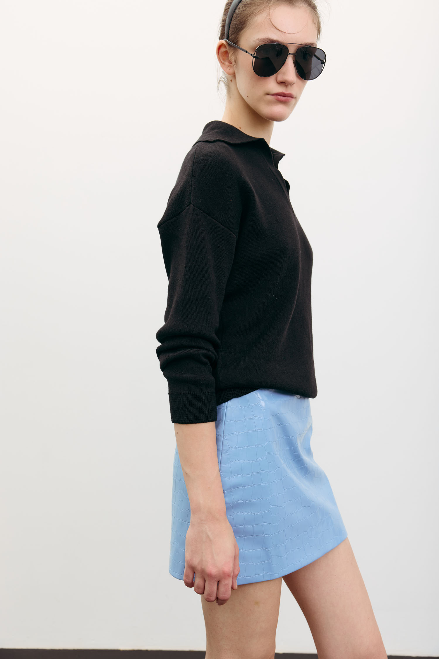 Спідниця міні з фактурної еко-шкіри блакитна TLA_00003377, фото 1 Спідниця міні з фактурної еко-шкіри блакитна TLA_00003377, фото 1 - в интернет магазине KAPSULA