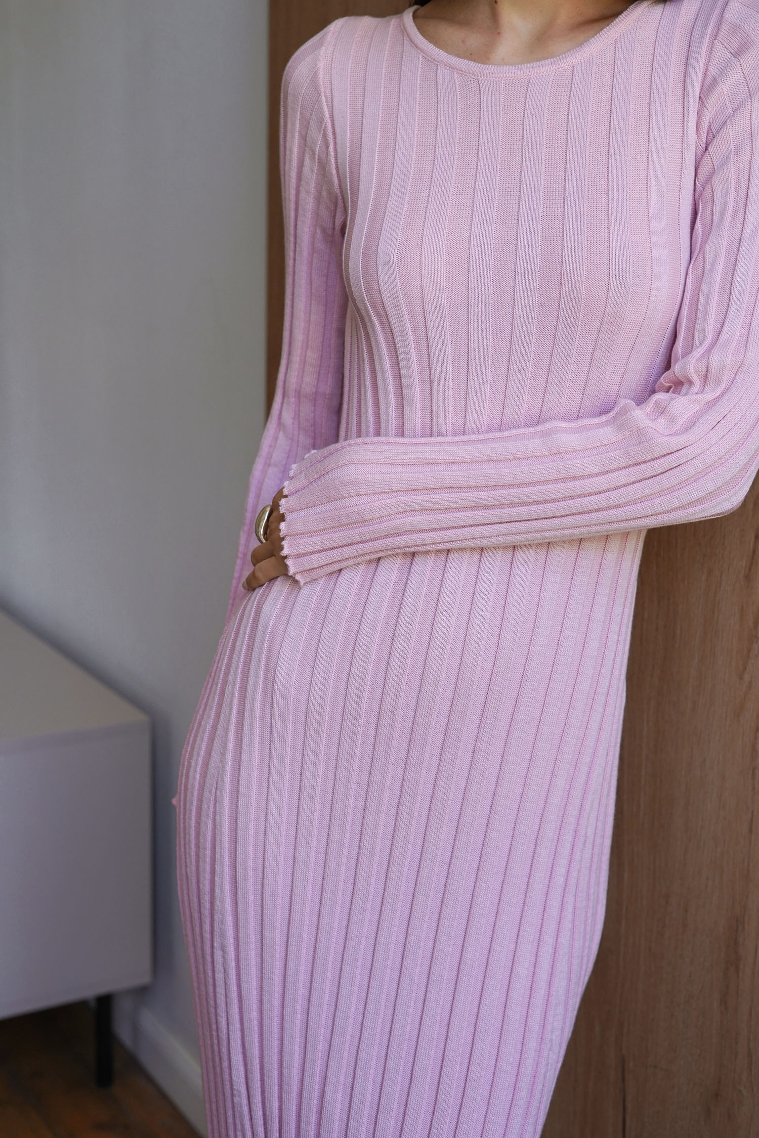 Трикотажна сукня максі з молочним низом рожева TLA_00003379, фото 1 Трикотажна сукня максі з молочним низом рожева TLA_00003379, фото 1 - в интернет магазине KAPSULA