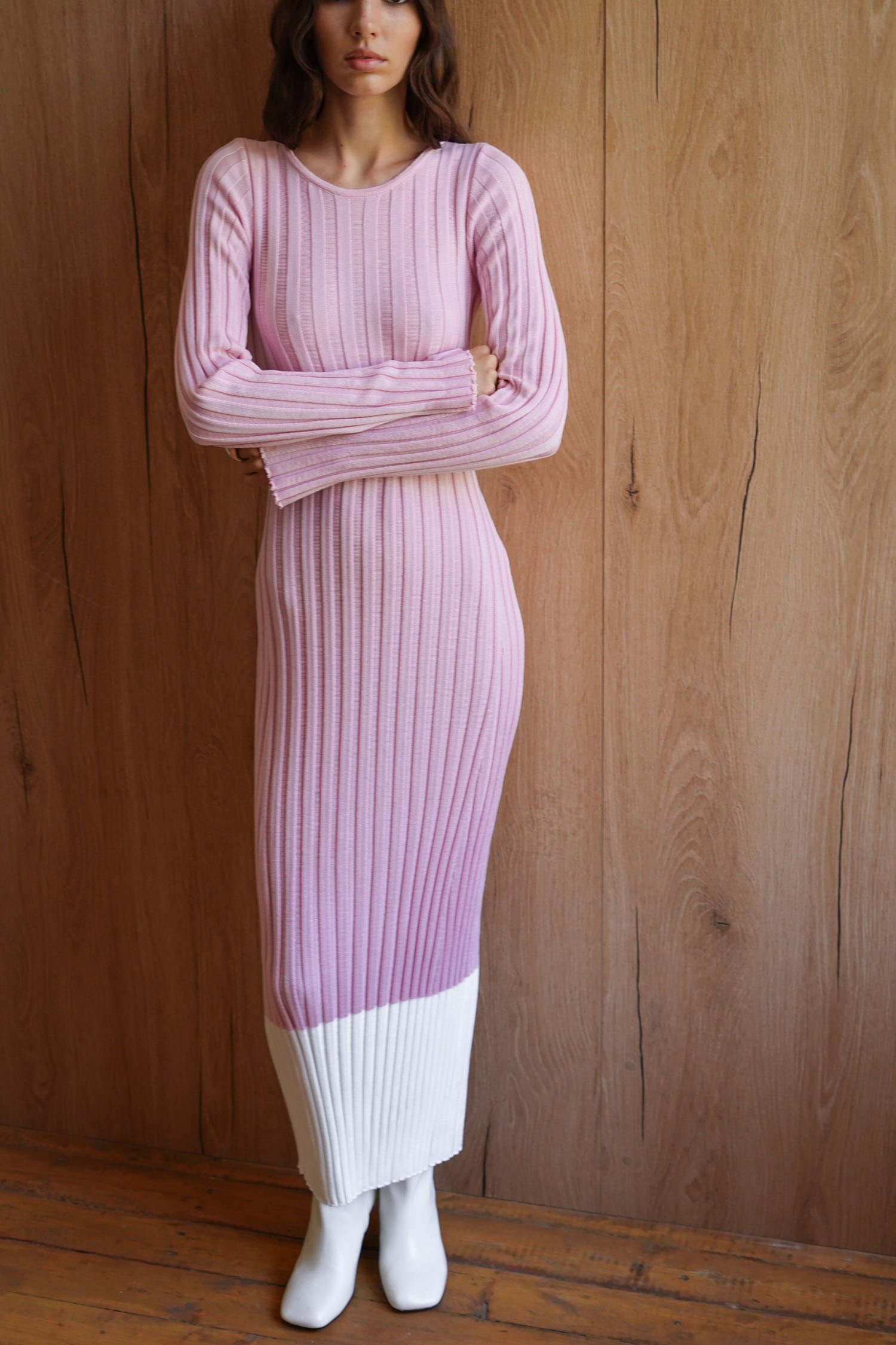 Трикотажна сукня максі з молочним низом рожева TLA_00003379, фото 1 Трикотажна сукня максі з молочним низом рожева TLA_00003379, фото 1 - в интернет магазине KAPSULA