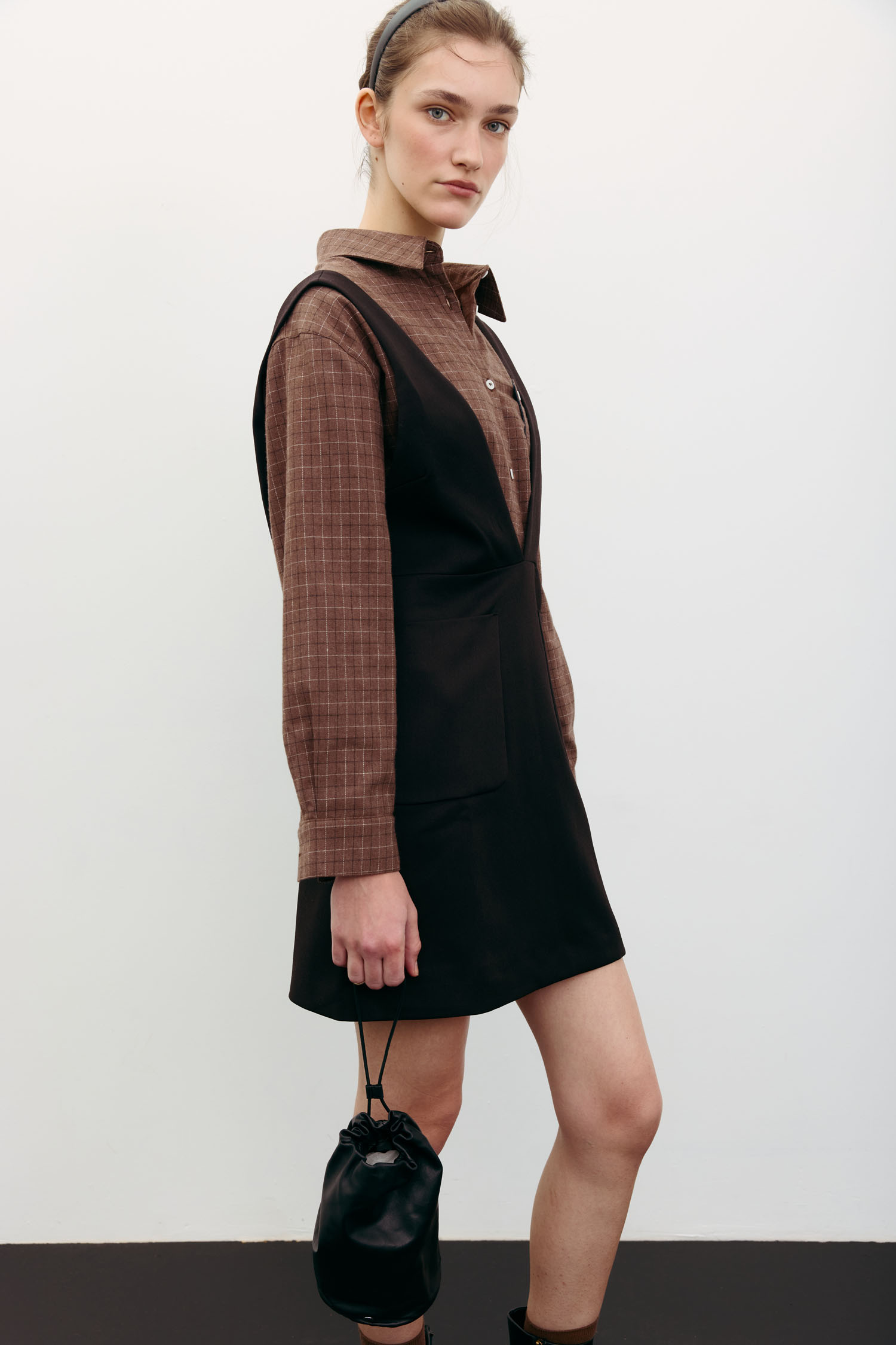 Сарафан міні шоколадний Modena TLA_00003391, фото 1 Сарафан міні шоколадний Modena TLA_00003391, фото 1 - в интернет магазине KAPSULA