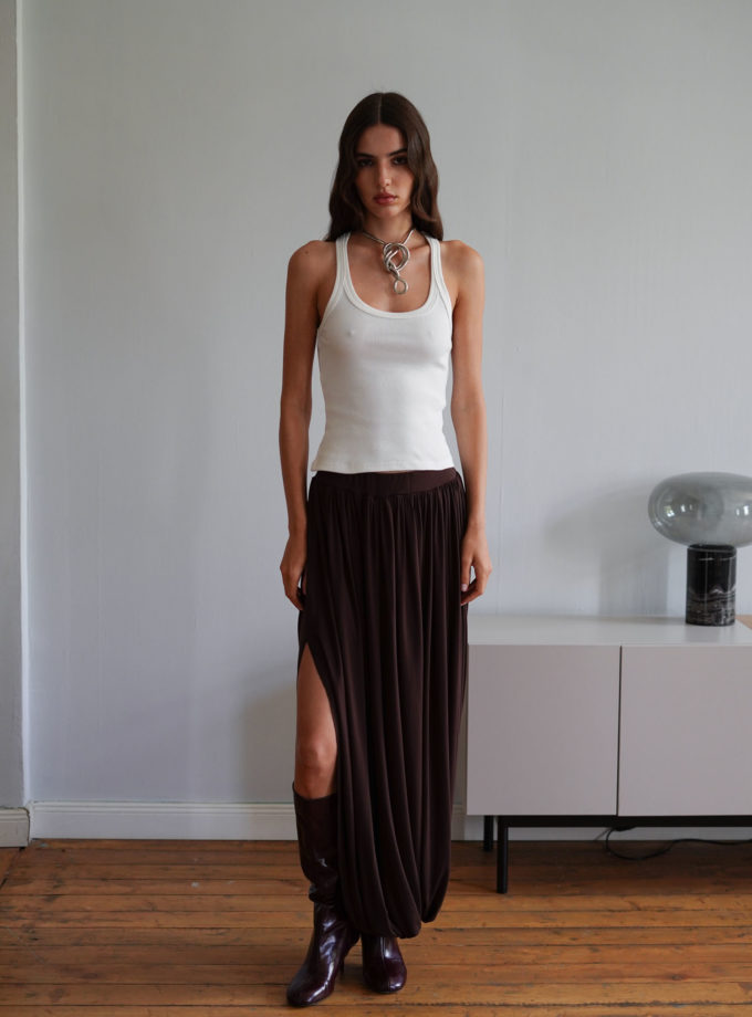 Майка в рубчик з вирізом halter молочна TLA_00003392, фото 1 Майка в рубчик з вирізом halter молочна TLA_00003392, фото 1 - в интернет магазине KAPSULA