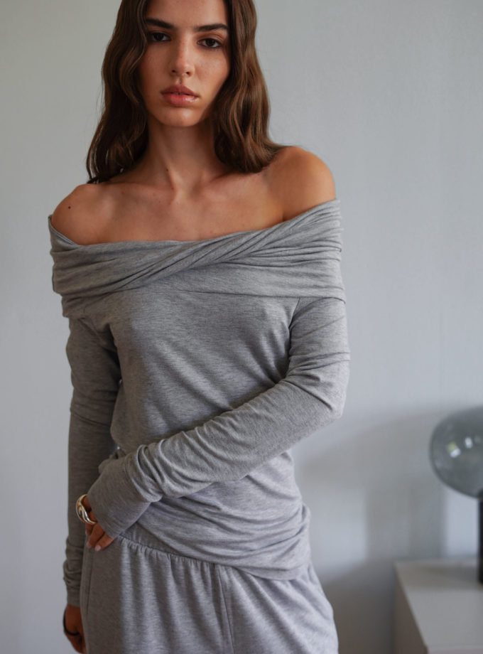 Лонгслів з відкритими плечима сірий меланж TLA_00003412, фото 1 Лонгслів з відкритими плечима сірий меланж TLA_00003412, фото 1 - в интернет магазине KAPSULA