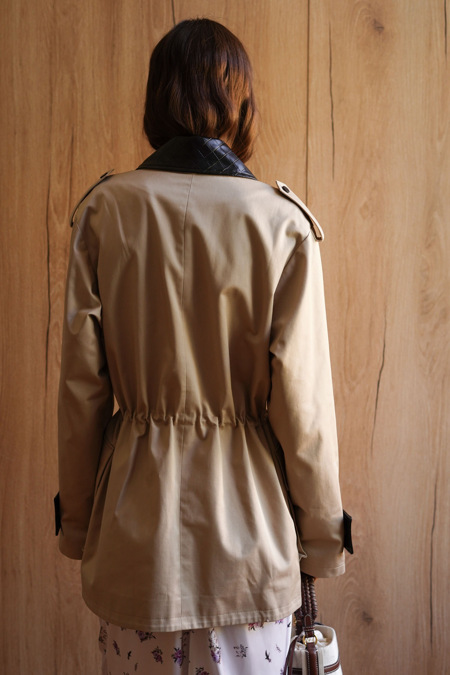 Куртка з декоративними вставками utility blazer бежева TLA_00003415, фото 1 Куртка з декоративними вставками utility blazer бежева TLA_00003415, фото 1 - в интернет магазине KAPSULA