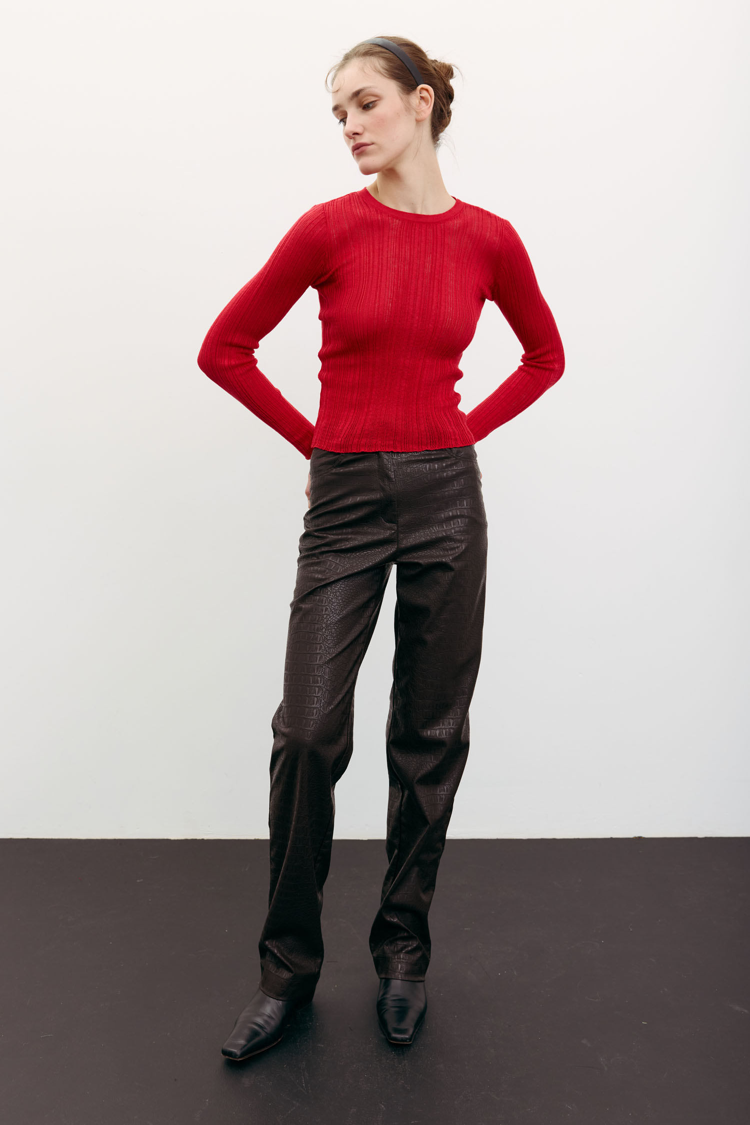 Джемпер напівпрозорий фактурний червоний TLA_00003429, фото 1 Джемпер напівпрозорий фактурний червоний TLA_00003429, фото 1 - в интернет магазине KAPSULA