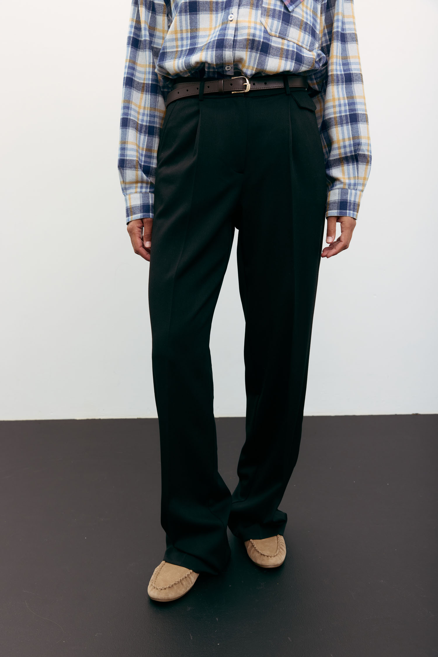 Брюки палаццо з декоративним клапаном чорні Modena TLE_00003457, фото 1 Брюки палаццо з декоративним клапаном чорні Modena TLE_00003457, фото 1 - в интернет магазине KAPSULA