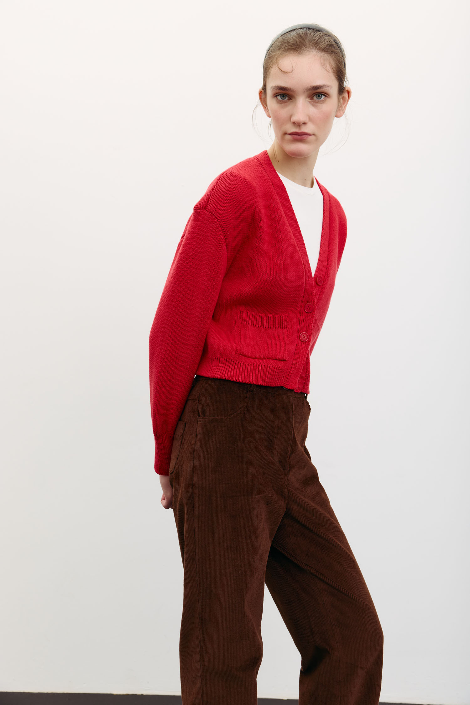 Кардиган трикотажний з кишенями червоний TLA_00003497, фото 1 Кардиган трикотажний з кишенями червоний TLA_00003497, фото 1 - в интернет магазине KAPSULA