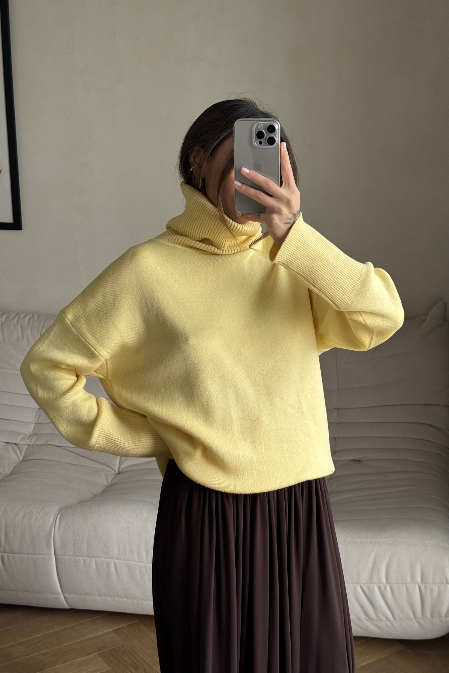 Трикотажний светр з об'ємною горловиною лимонний TLA_00003498, фото 1 Трикотажний светр з об'ємною горловиною лимонний TLA_00003498, фото 1 - в интернет магазине KAPSULA