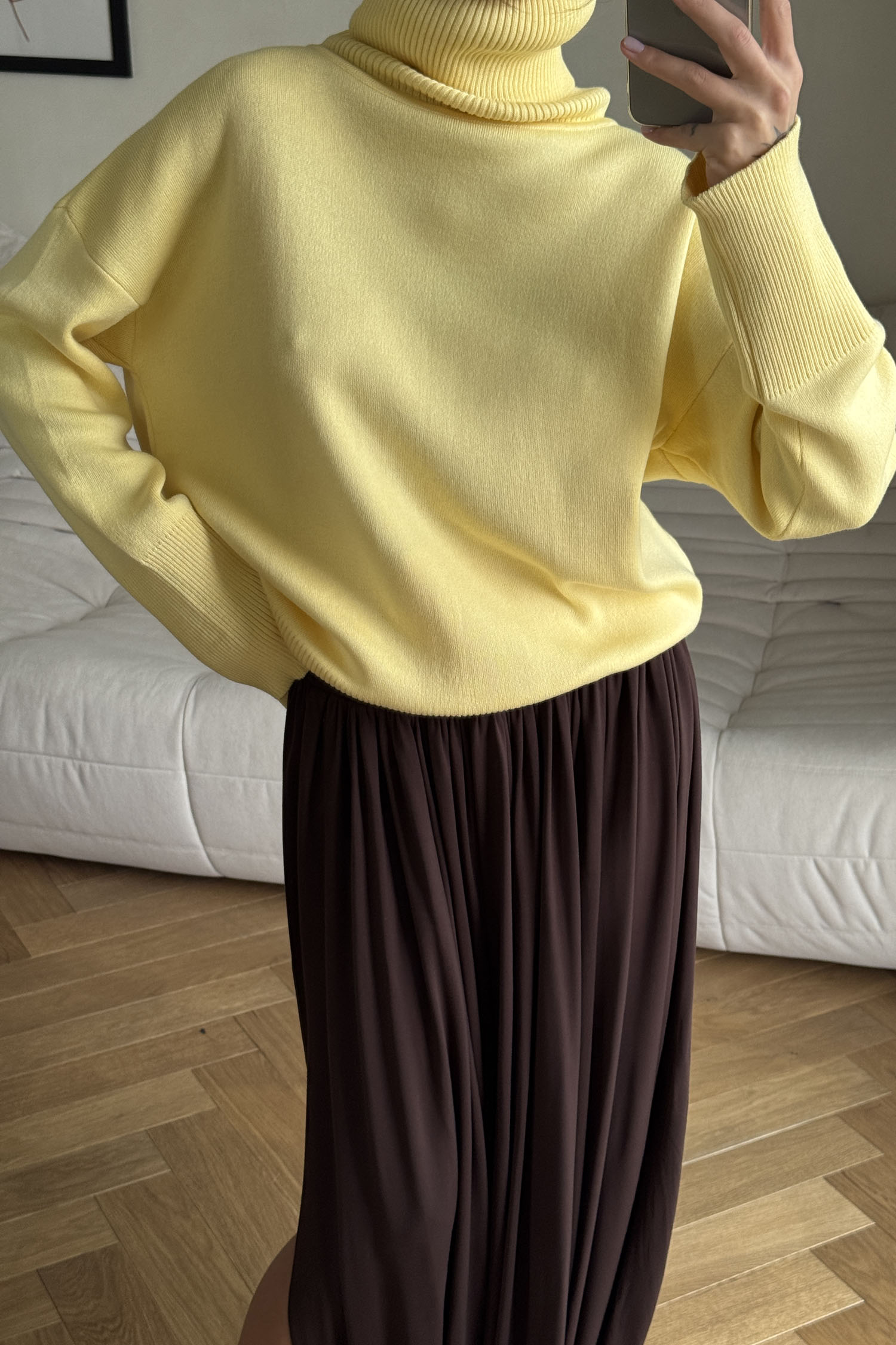 Трикотажний светр з об'ємною горловиною лимонний TLA_00003498, фото 1 Трикотажний светр з об'ємною горловиною лимонний TLA_00003498, фото 1 - в интернет магазине KAPSULA