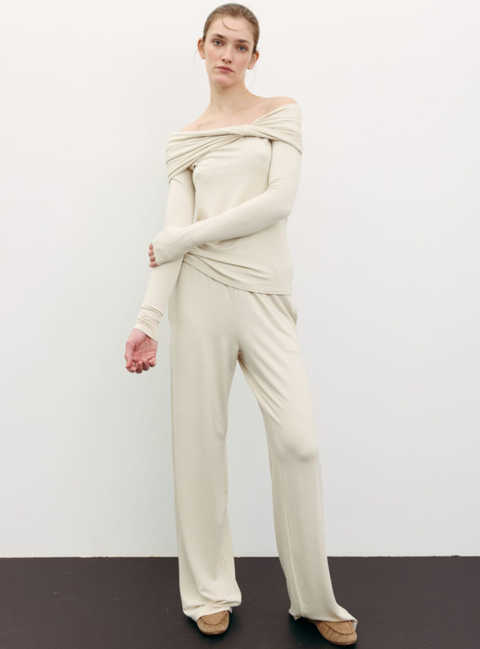 Брюки трикотажні вільного крою айворі TLA_00003505, фото 1 - в интернет магазине KAPSULA