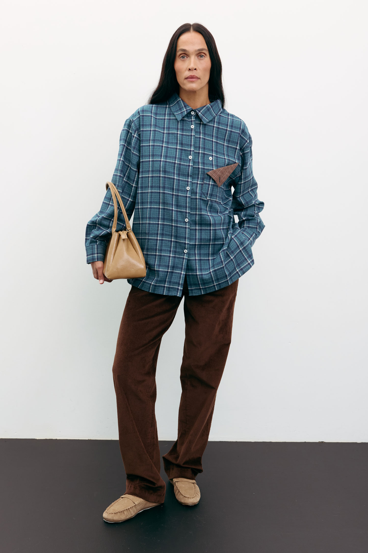 Сорочка в клітинку з декоративною кишенею зелена TLA_00003515, фото 1 Сорочка в клітинку з декоративною кишенею зелена TLA_00003515, фото 1 - в интернет магазине KAPSULA