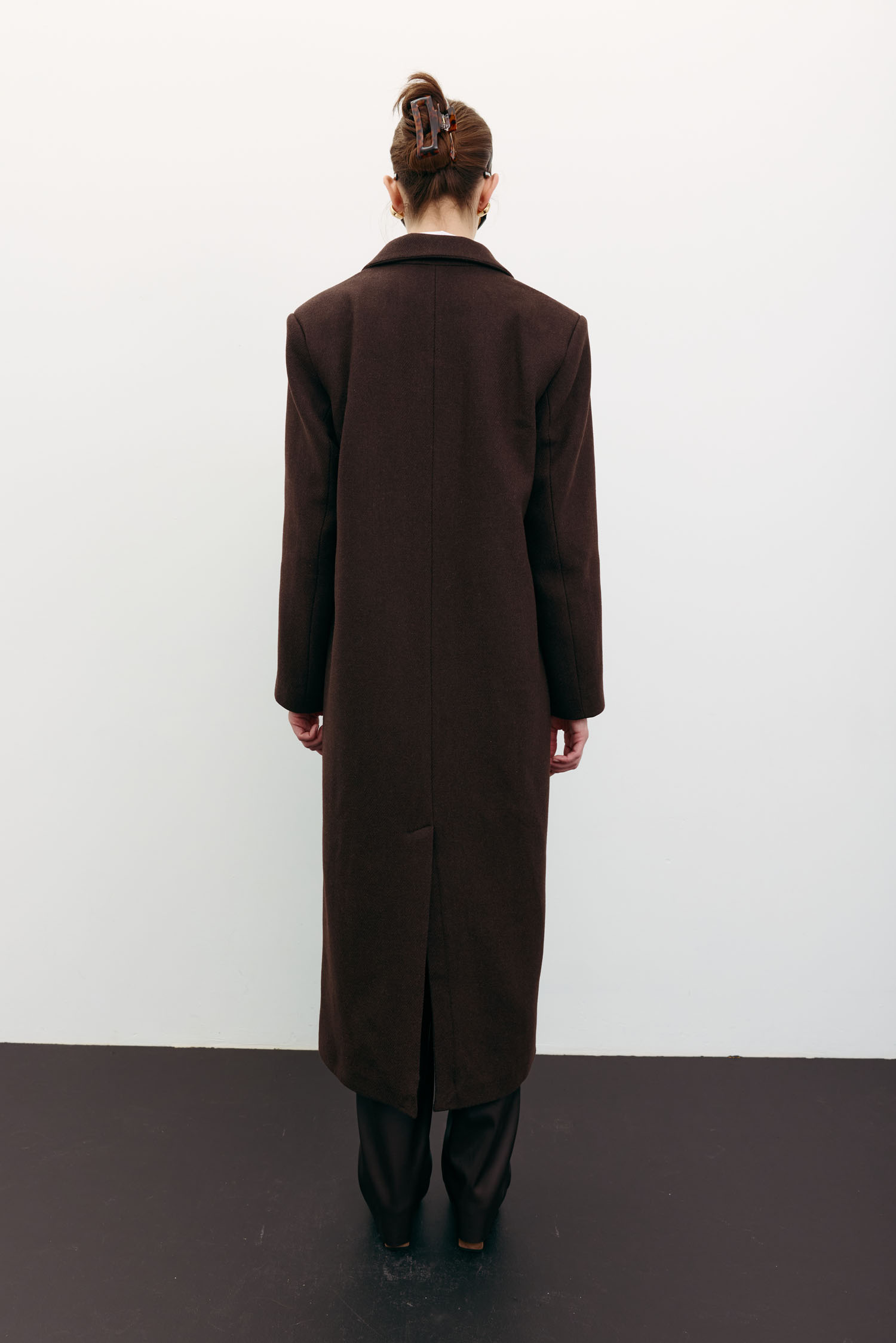 Пальто вовняне максі прямого крою шоколадне TLA_00003527, фото 1 Пальто вовняне максі прямого крою шоколадне TLA_00003527, фото 1 - в интернет магазине KAPSULA