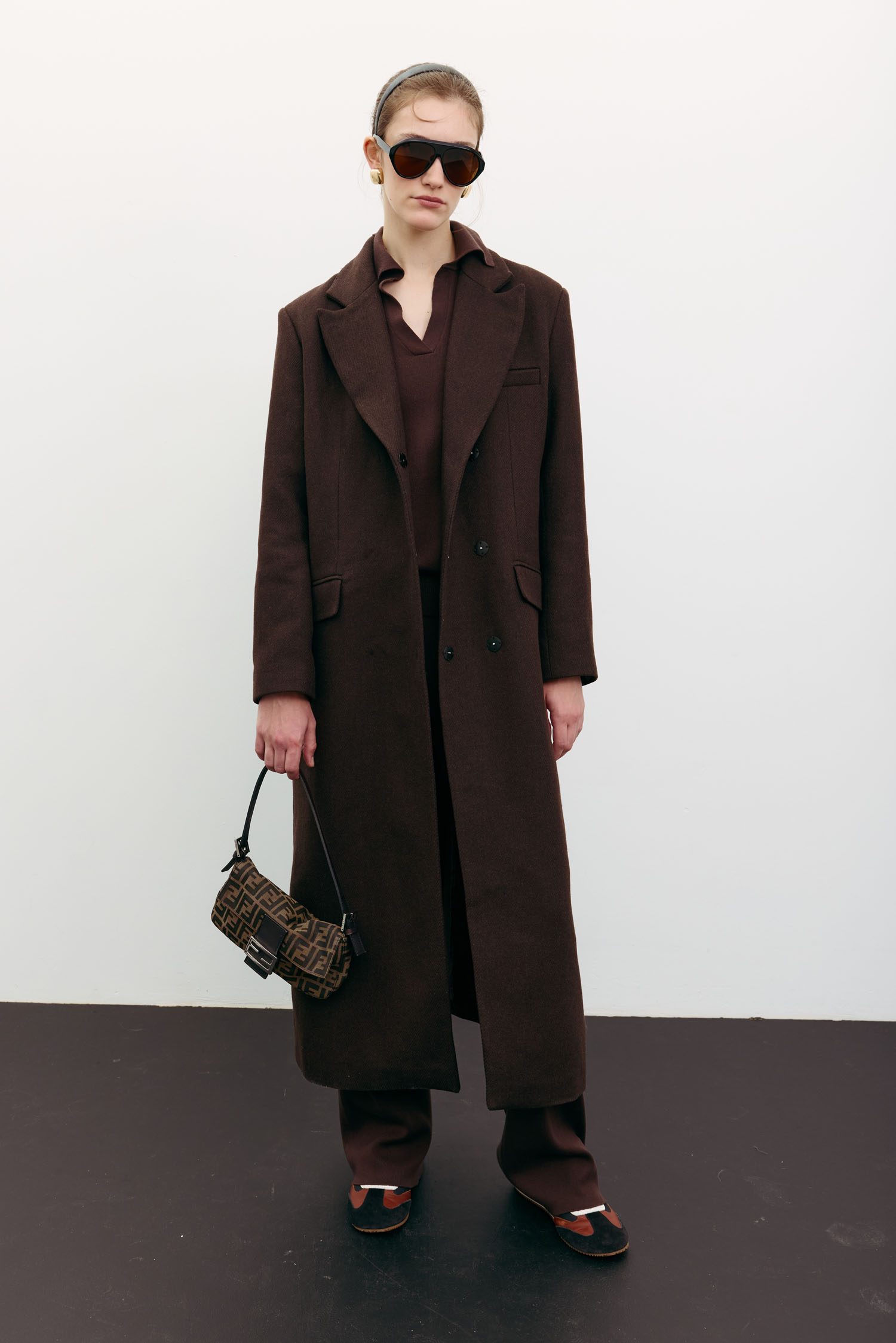 Пальто вовняне максі прямого крою шоколадне TLA_00003527, фото 1 Пальто вовняне максі прямого крою шоколадне TLA_00003527, фото 1 - в интернет магазине KAPSULA