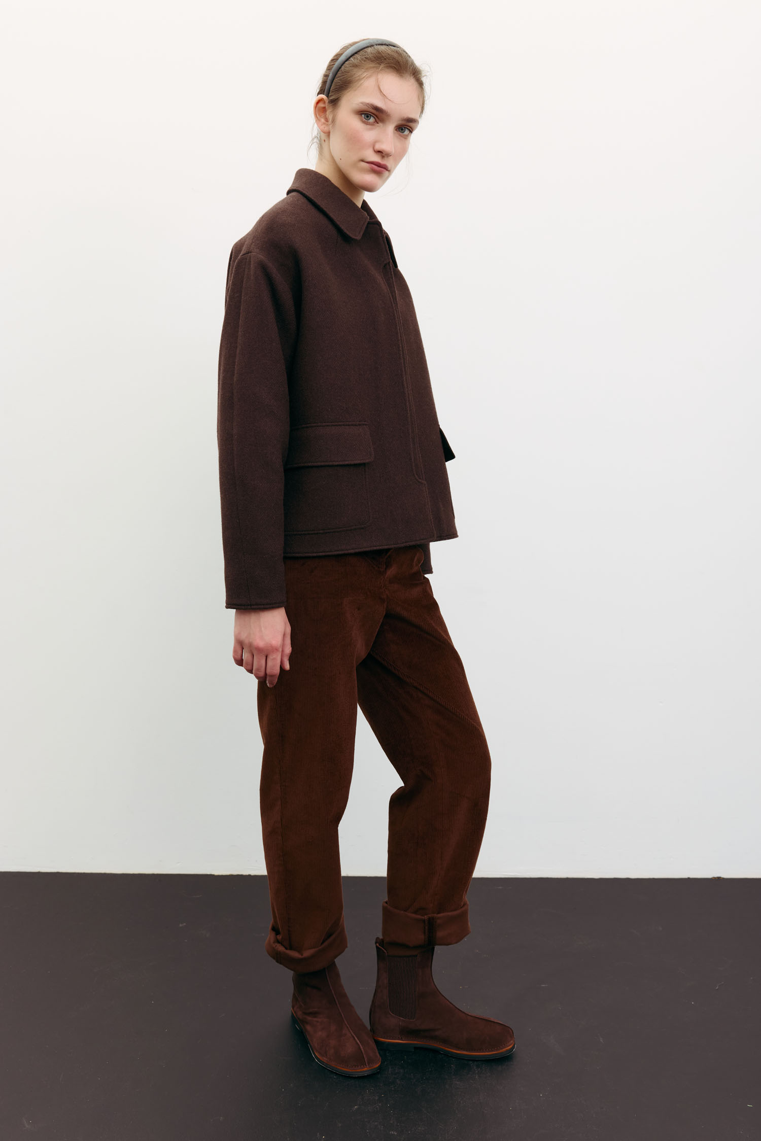 Пальто вовняне вкорочене з накладними кишенями шоколадне TLA_00003531, фото 1 Пальто вовняне вкорочене з накладними кишенями шоколадне TLA_00003531, фото 1 - в интернет магазине KAPSULA